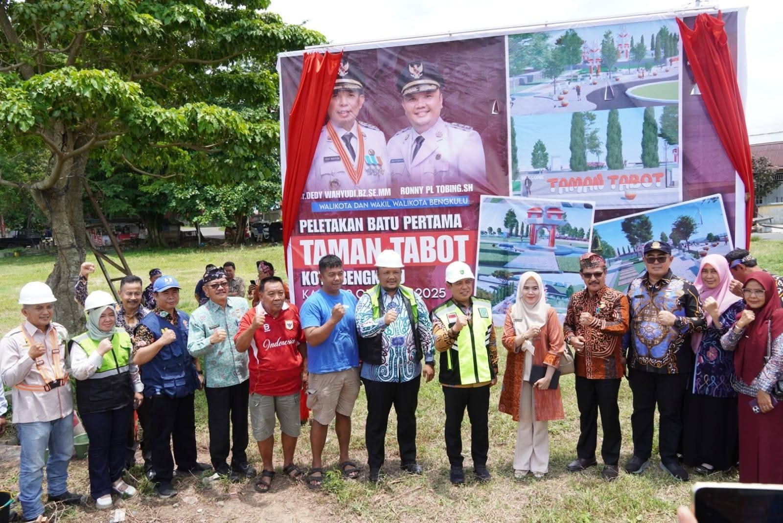 Walikota Dedy Wahyudi Letakkan Batu Pertama Taman Tabot, Wujudkan Ruang Publik Bernilai Budaya di Bengkulu