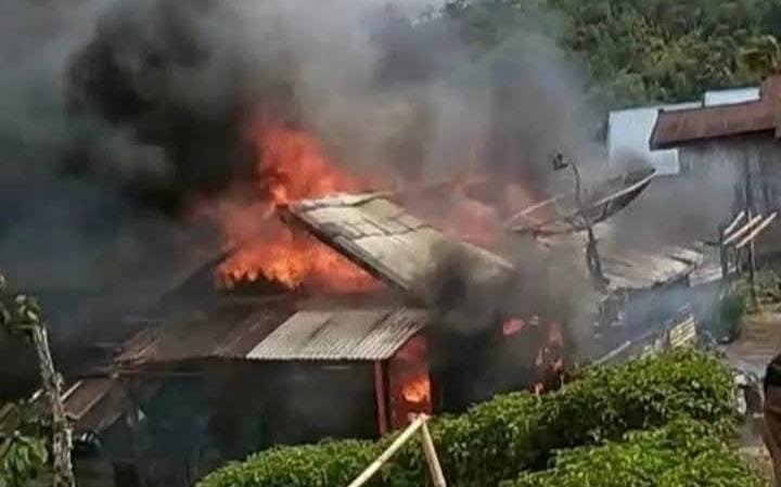 Rumah Warga di Lebong Terbakar di Siang Bolong, Ini Penyebabnya