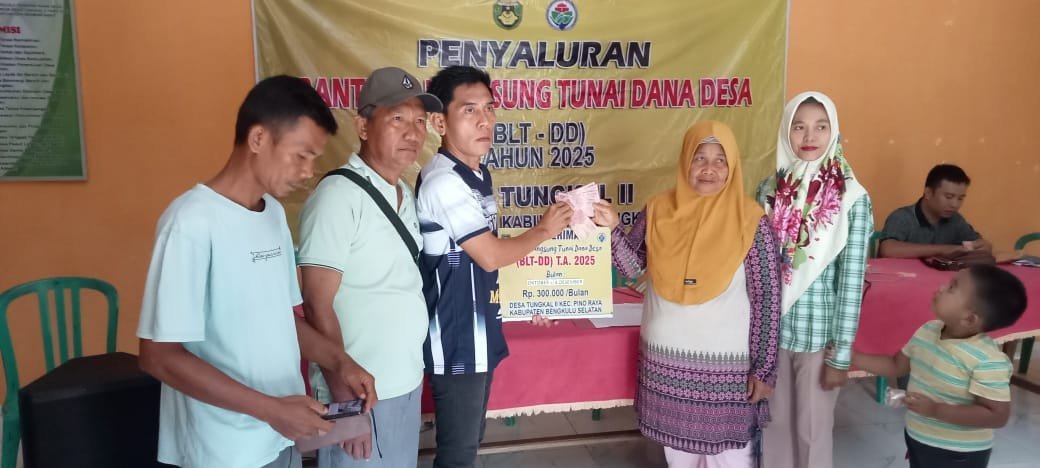 Pemerintah Desa Tungkal 2 Salurkan BLT DD untuk 10 Keluarga Penerima Manfaat